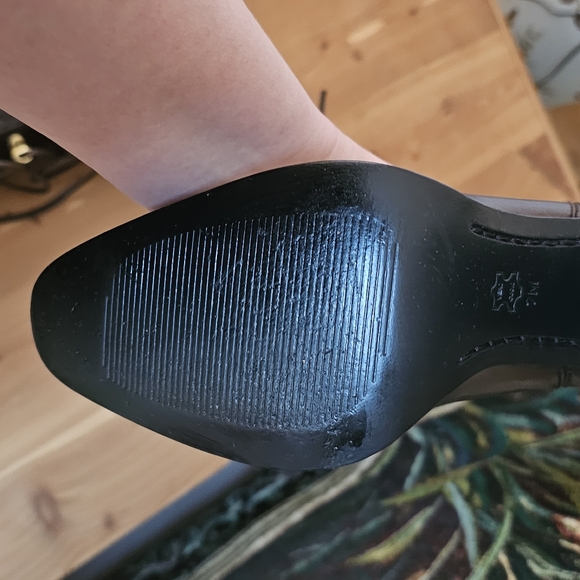 Michael Kors Winter War Quilted Boot - Picture 5 of 10